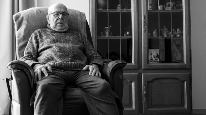 Το τεστ έγερσης από καθιστή θέση, το οποίο διαρκεί μόλις 30 δευτερόλεπτα, «μαρτυράει» πολλά για την αντοχή και την ηλικία σας