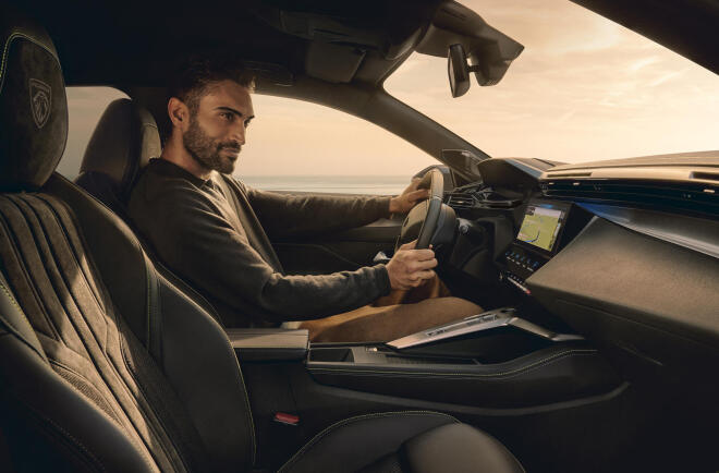 PEUGEOT 408: Όλα όσα πρέπει να γνωρίζετε για το νέο μοντέλο