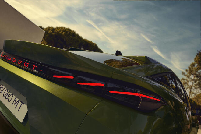 PEUGEOT 408: Όλα όσα πρέπει να γνωρίζετε για το νέο μοντέλο