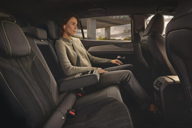 PEUGEOT 408: Όλα όσα πρέπει να γνωρίζετε για το νέο μοντέλο