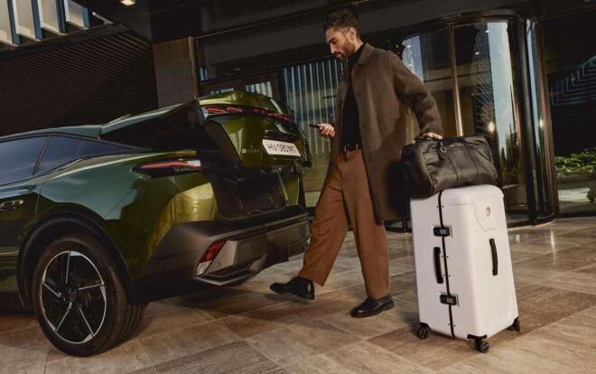 PEUGEOT 408: Όλα όσα πρέπει να γνωρίζετε για το νέο μοντέλο