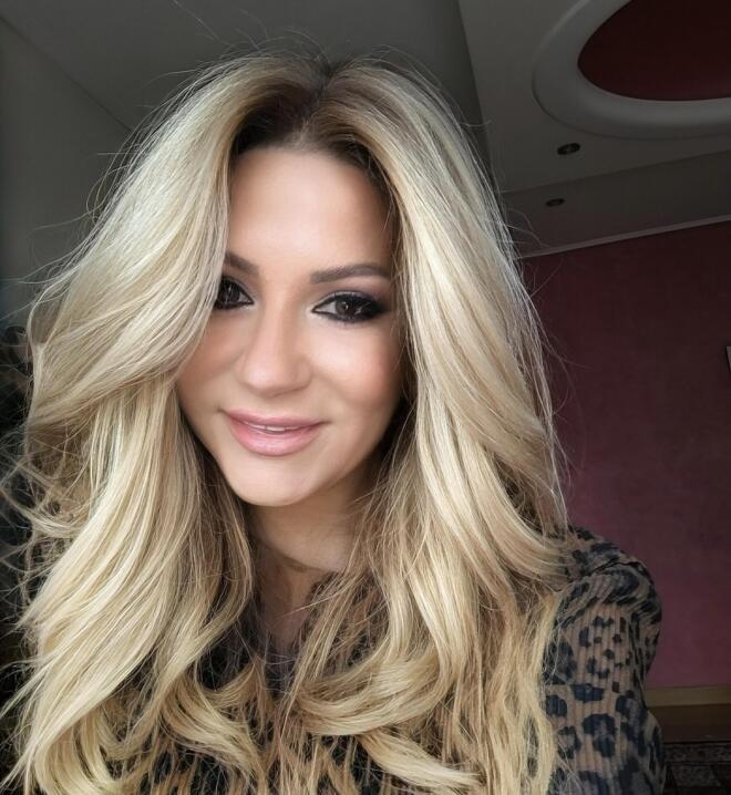 Τζίνα Δημητροπούλου: «Το θέατρο με έμαθε να ακούω πραγματικά»