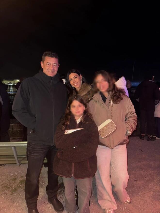 Σρόιτερ - Μπούκη: Φωτογραφίες από το ταξίδι στη Ζυρίχη με τις κόρες τους