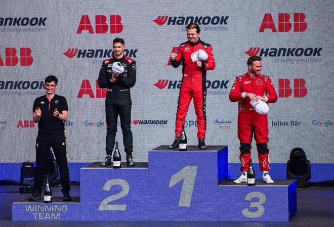 Citroёn Racing: Πρώτη νίκη στο Παγκόσμιο Πρωτάθλημα FIA ABB Formula E