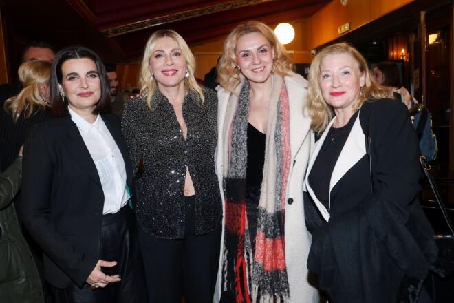  Εύα Νάθενα- Σμαράγδα Καρύδη- Μαρούσκα Παναγιωτακοπούλου- Ελένη Κρίτα/  NDP ΑΝΔΡΕΑΣ ΝΙΚΟΛΑΡΕΑΣ