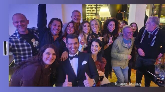 Ο Μάνος Ιωάννου το… έκαψε με φίλους σε γνωστό στέκι των νότιων προαστίων