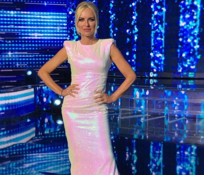 Η Μαρία Μπεκατώρου... έλαμψε μέσα από την παρουσίαση του Your Face Sounds Familiar