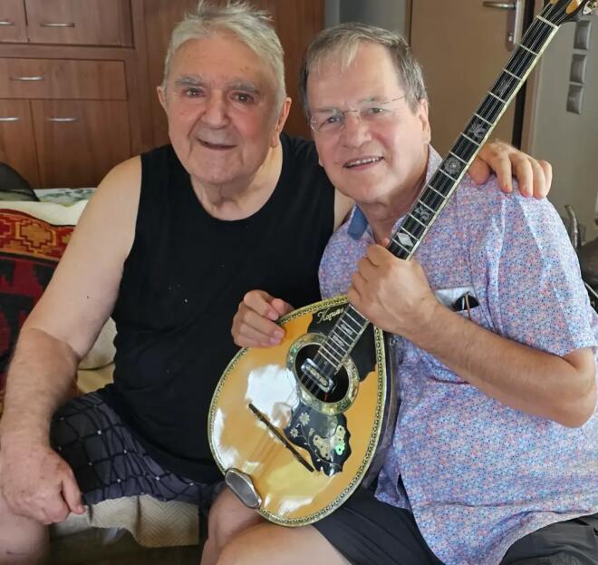 Πασχάλης Τερζής: Επιστρέφει με τραγούδι του Χρήστου Νικολόπουλου