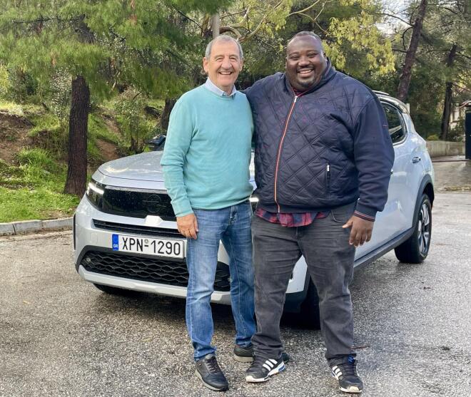 TractioN: Ο Zερόμ Καλούτα οδηγεί παρέα με τον Κώστα Στεφανή