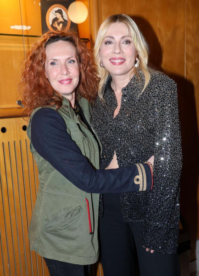 Η Εβελίνα Παπούλια με τη Σμαράγδα Καρύδη /Φωτογραφία NDP Photo Agency