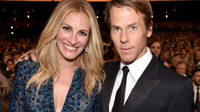 Η Julia Roberts και ο κάμεραμαν Daniel Moder παντρεύτηκαν 2 χρόνια αφότου γνωρίστηκαν στα γυρίσματα της ταινίας «The Mexican»