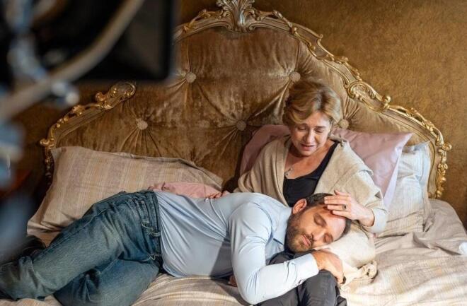 Η Μαρία Ζορμπά με τον τηλεοπτικό της γιο, Μάρκο Παπαδοκωνσταντάκη