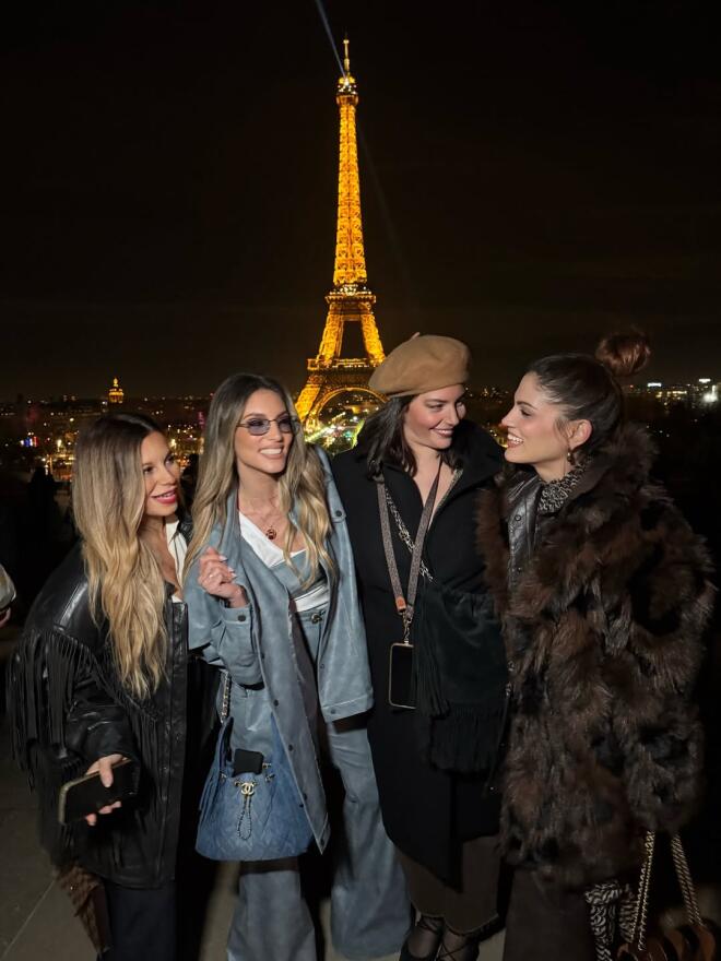 Αθηνά Οικονομάκου – Μαίρη Συνατσάκη: Ταξίδι στο Παρίσι