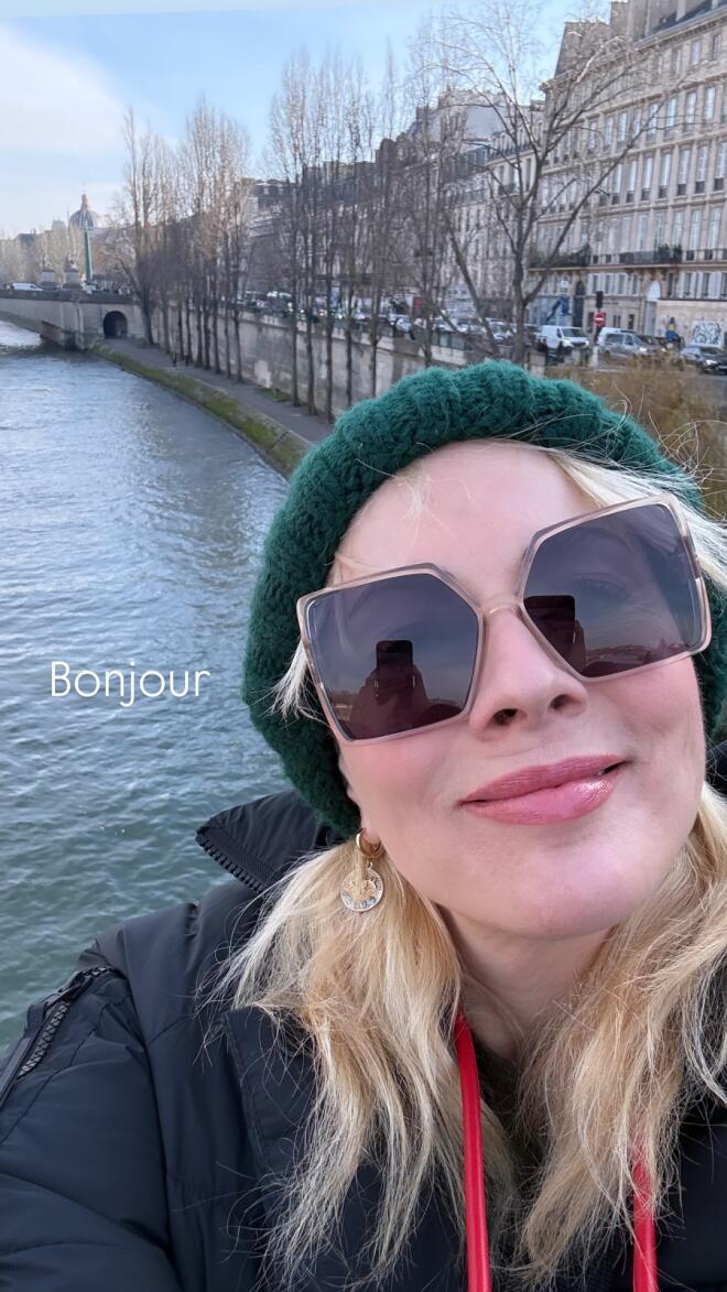 Σμαράγδα Καρύδη: «Bonjour!» - Η ανάρτηση της ηθοποιού από το Παρίσι