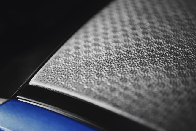 Η BMW και το... λινάρι 