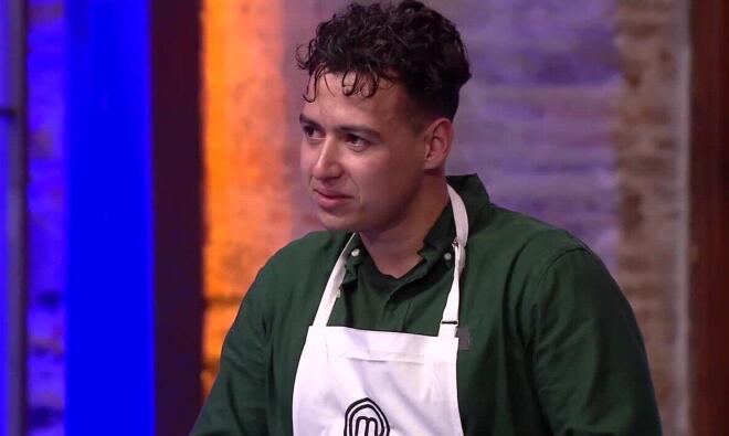 MasterChef: Ο Σαμ συγκινήθηκε που φόρεσε τη λευκή ποδιά