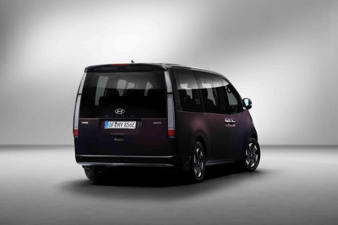 Αυτό είναι το νέο Hyundai STARIA Electric - Πότε έρχεται στην Ελλάδα