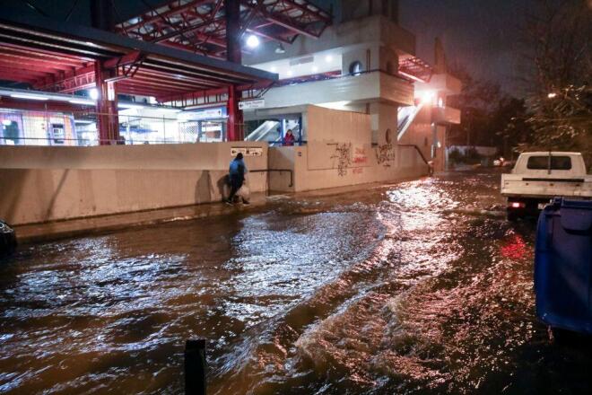 Συνεχίζεται η επέλαση της κακοκαιρίας σήμερα: Ποιες περιοχές θα πληγούν
