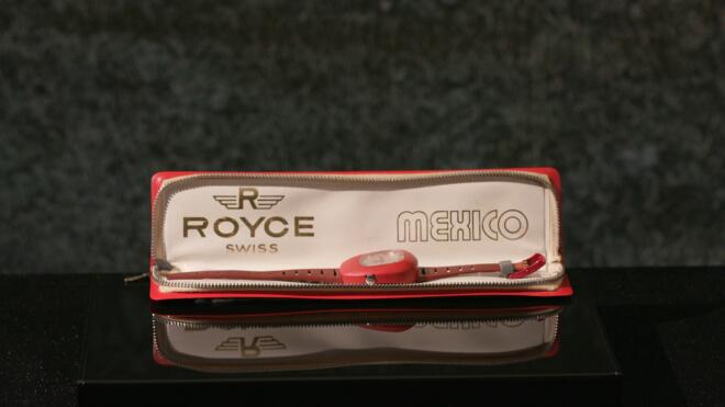 Η Μαρία Κρούσου φέρνει στο Cash or Trash ένα φόρεμα Armani