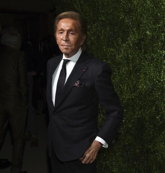 Valentino: Ο κόσμος της μόδας αποχαιρέτησε έναν από τους θρύλους της!