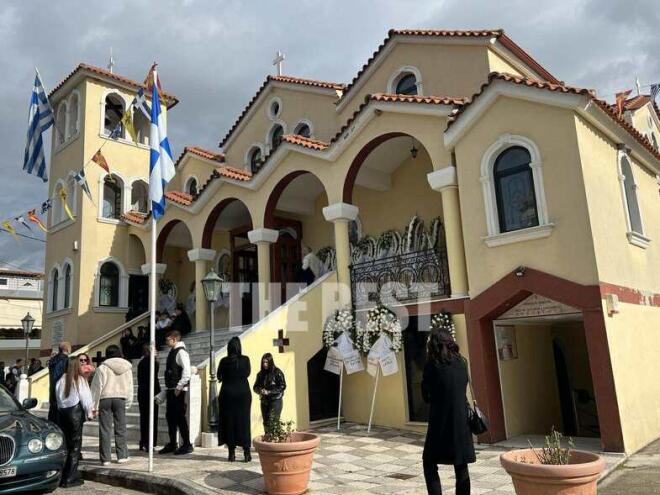 Κηδεία 17χρονης - Πάτρα