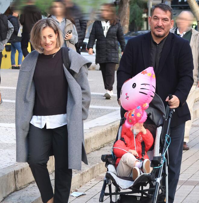 Δήμας - Σκαφιδά: Βόλτα με τη μικρή Ελευθερία και τον 16χρονο Νικόλα Δήμα