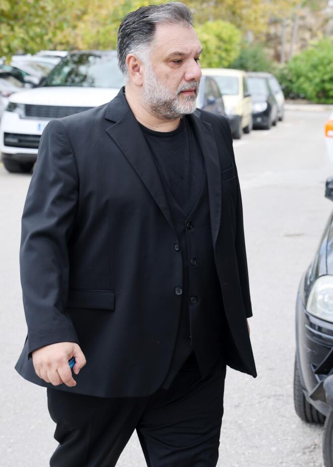 Πριν από λίγες ώρες, ο Γρηγόρης Αρναούτογλου, όπως έκανε ο ίδιος γνωστό μέσα από ανάρτησή του στα social media, έχασε τη μητέρα του / Φωτογραφία: NDP