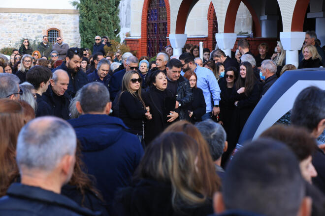 Κηδεία Έλενας Κατσαρού 3