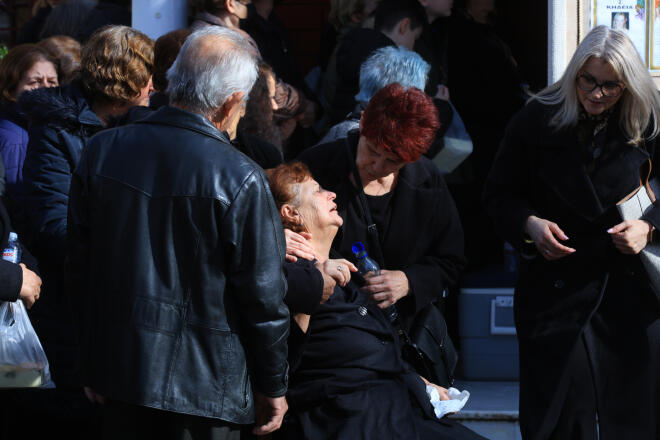 Κηδεία Έλενας Κατσαρού 1