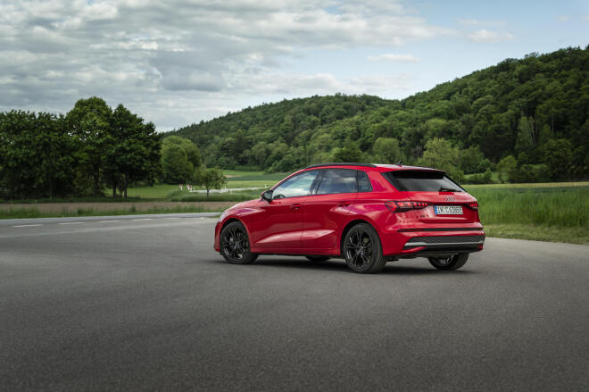 Audi A3 Sportback TFSI e & A3 allstreet TFSI e: Τι...«κρύβoυν»