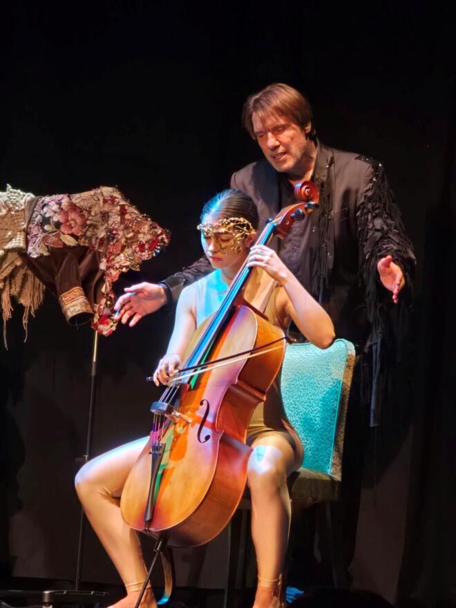 Βροχή τα βέλη - Ο Στράτος Τζώρτζογλου έρχεται στο Calderone Art Space