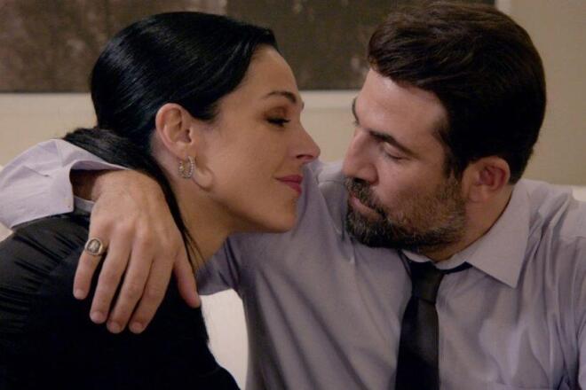 Σκηνή της Ιωάννας Τριανταφυλλίδου και του Κίμωνα Κουρή από τη σειρά Παγιδευμένοι