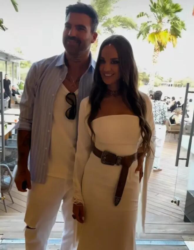 Ρία Ελληνίδου: «Μου τη σπάει να ασχολούνται με την προσωπική μου ζωή»