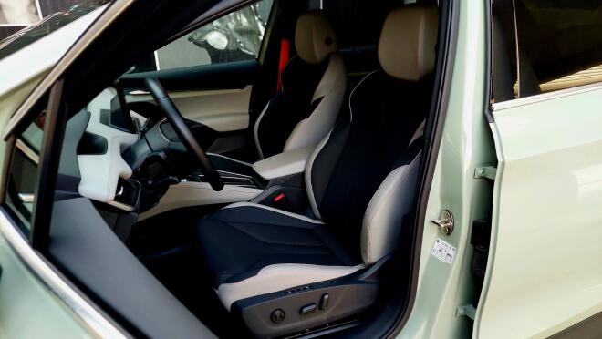 Skoda Elroq 85: Δοκιμάζουμε το νέο ηλεκτρικό με τους 286 ίππους