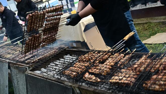 Τσικνοπέμπτη 2025 στη Βαρβάκειο Αγορά/ Eurokinissi Kώστας Τζούμας