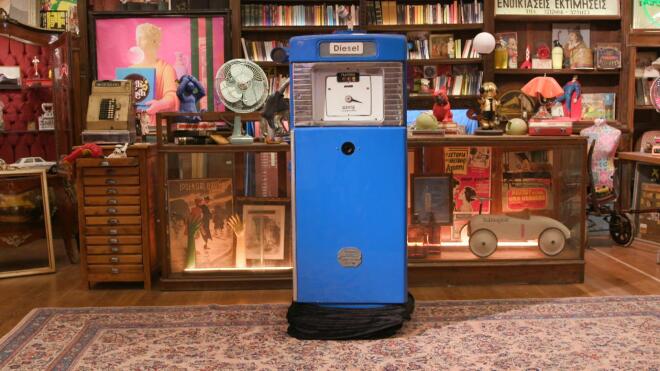 Στο Cash or Trash η εγγονή του σπουδαίου ποιητή, Μίλτου Σαχτούρη