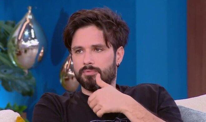 Γιάννης Νιάρρος: Όσα αποκάλυψε για τον γάμο του με τη Χαρά Μάτα Γιαννάτου