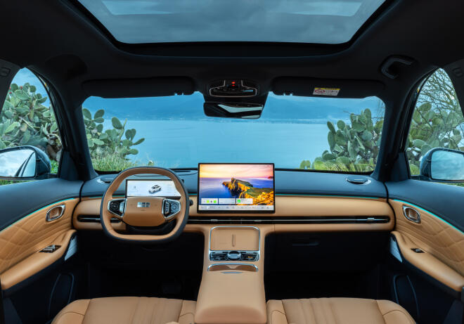 Σύντομη δοκιμή του νέου Geely STARRAY EM-i στην Ελλάδα