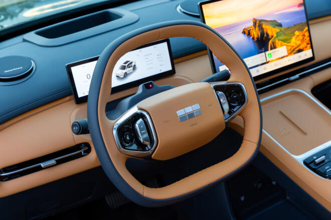 Σύντομη δοκιμή του νέου Geely STARRAY EM-i στην Ελλάδα