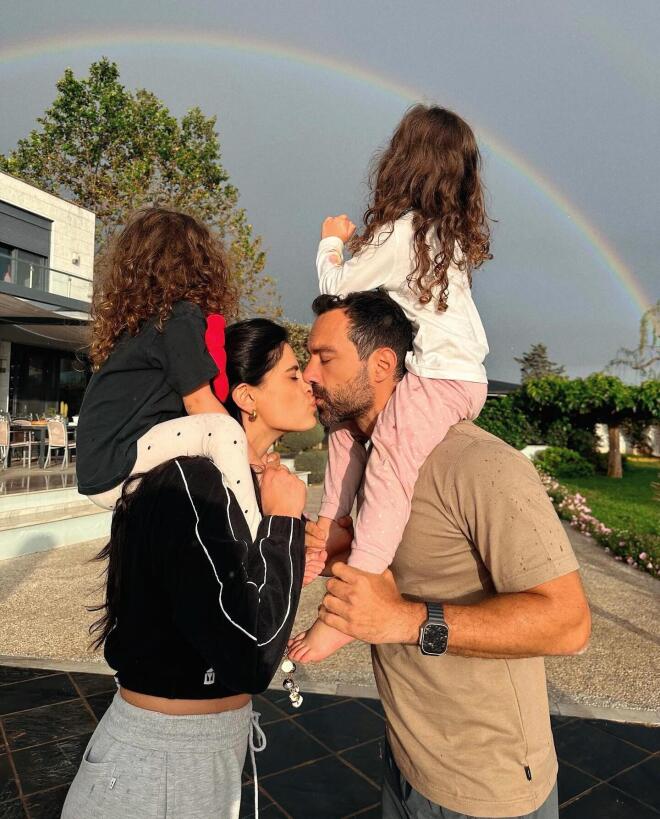 Η Χριστίνα Μπόμπα αποκαλύπτει: «Είχα άγχος μην πάθω καρκίνο λόγω ορμονών»