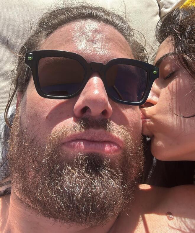 Γιώργος Μπόγρης: Το ύψος, το Instagram και η καλλονή σύντροφός του