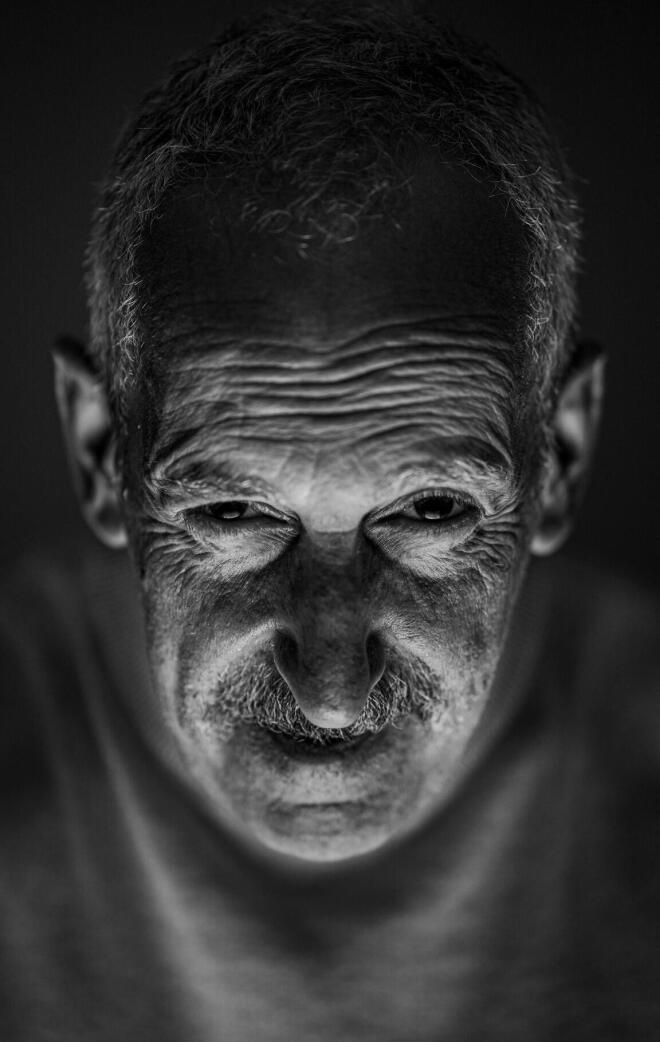 StarLight - Μάνος Θηραίος: «Υπόσχομαι πως θα συνεχίσω να γράφω!»