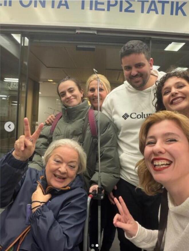 Στο νοσοκομείο η Τάνια Τσανακλίδου - Με κλάματα έφυγε από τη σκηνή