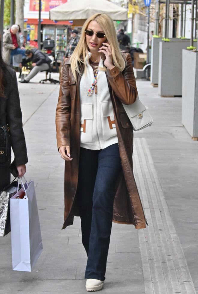 Κωνσταντίνα Σπυροπούλου: Shopping therapy με την αδερφή της, Κατερίνα