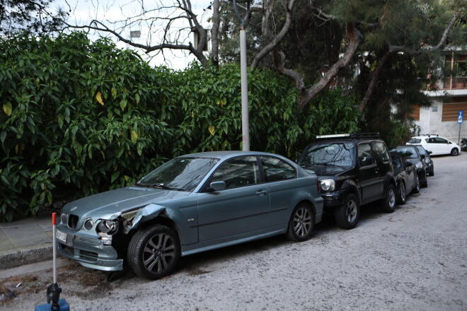 Τα αυτοκίνητα στο Κολωνάκι 