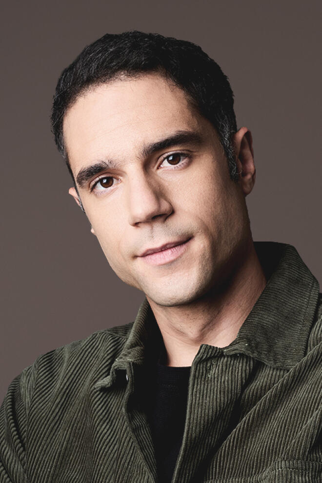 O Kυριάκος Σαλής στον ρόλο του Πωλ Παπαμιχάλη στη σειρά Μια νύχτα μόνο