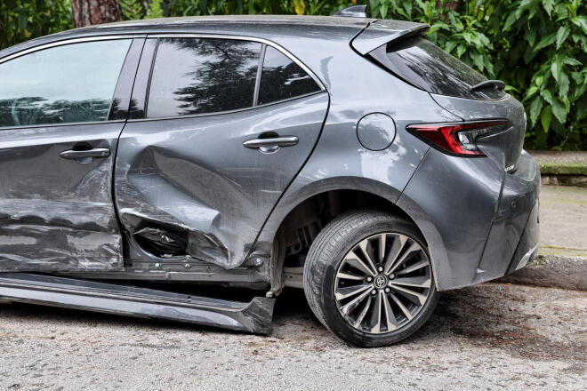 Τροχαίο στο Κολωνάκι με γνωστή τραγουδίστρια 