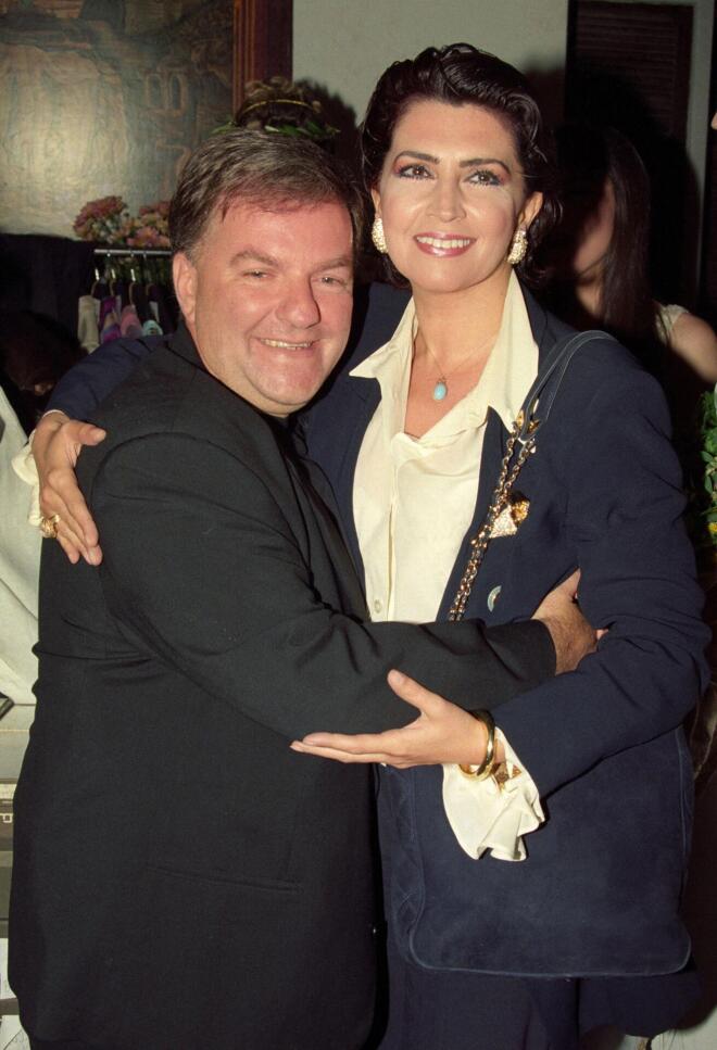 Η Μιμή Ντενίση fashion icon στην αγκαλιά του Μιχάλη Ασλάνη το 1993 