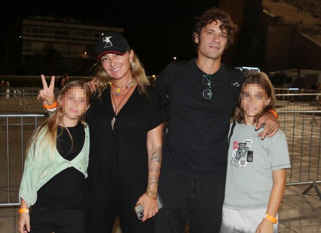 Τα παιδιά τους είναι όλη τους η ζωή για τη Ρούλα Ρέβη και τον Αποστόλη Τότσικα