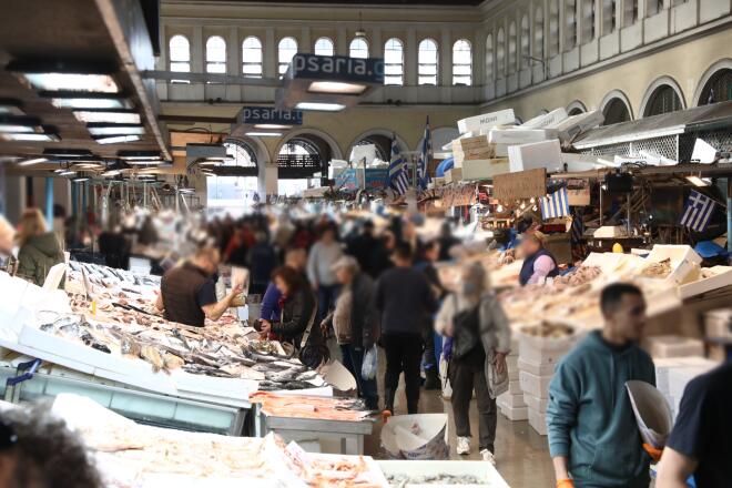 Στιγμιότυπο από την Βαρβάκειο Ιχθυαγορά/ Eurokinissi ΔΑΝΑΗ ΔΑΥΛΟΠΟΥΛΟΥ